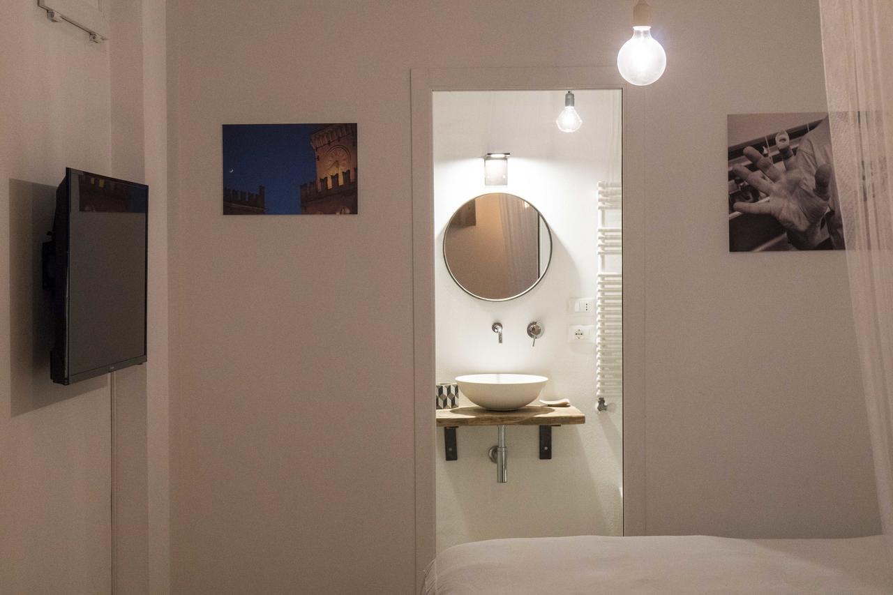 Lovely Studio D'Azeglio By Studio Vita Bologna Eksteriør bilde